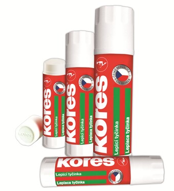 KORlepici_tycinky_skupina2009